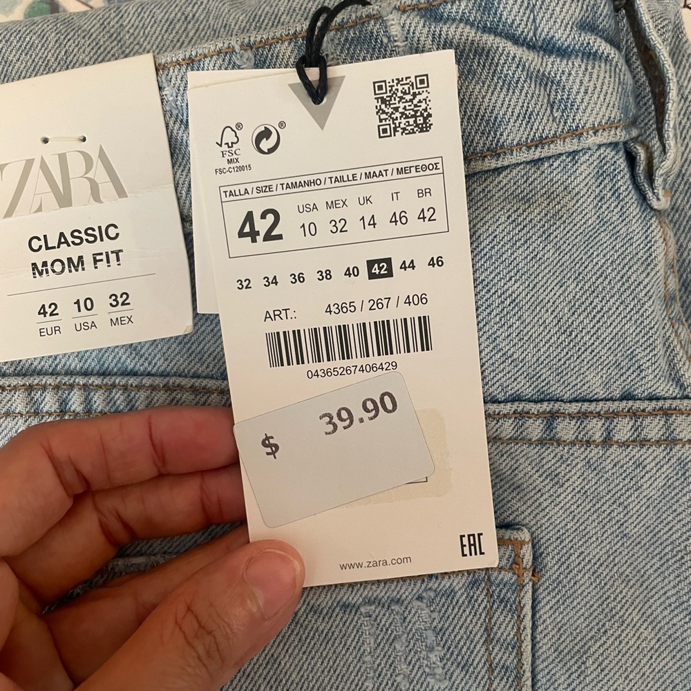 Zara Light Blue Jeans - Picture 4 of 5